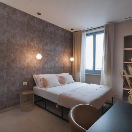 Camillo 3* イヴレーア